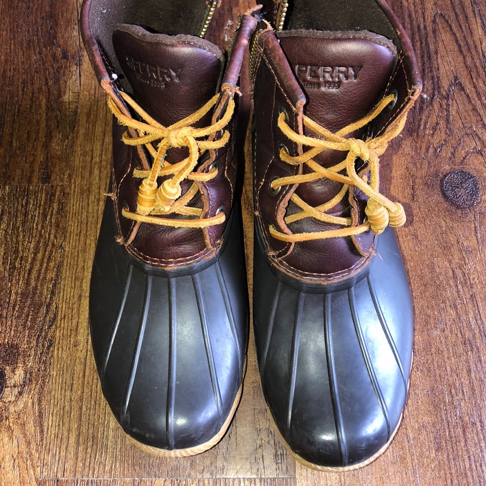 Sperry duck boots